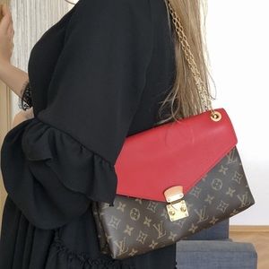 💎✨BEAUTIFUL✨💎 Pallas Clutch